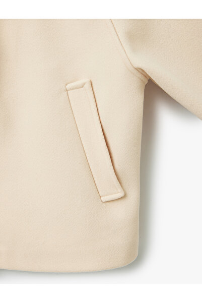 Koton Zweireihige, langärmlige, kurze Jacke mit Taschen