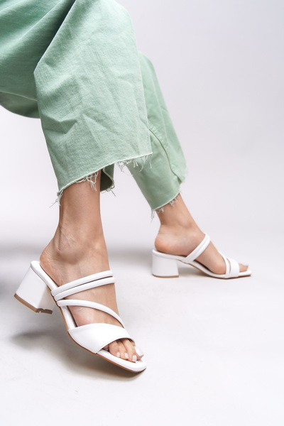 Riccon Papuci cu toc pentru femei Lesnalue White Skin - 0012115