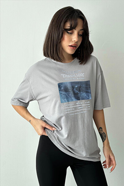 Stendhal Tricou oversize cu decolteu rotund cu imprimeu Eternal Love pentru damă