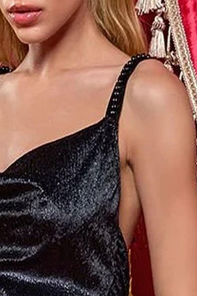 Cossy By Aqua 25118 Cămașă de noapte din catifea pentru femei, cu bretele din frânghie, brodate cu margele-negru