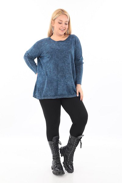 Zedd+ Plus 21903 Tunic - Navy Blue Model