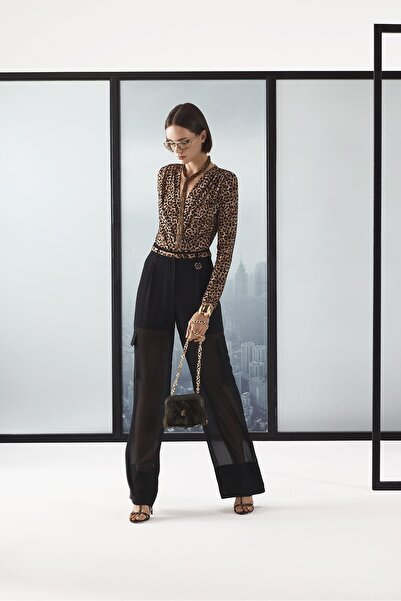 EXPLOSION Gold Aksesuarlı İçi Şortlu Şifon Bol Paça Pantolon