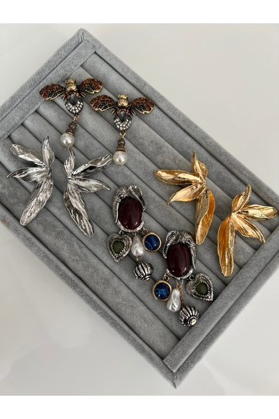 SU PERİSİ TAKI BİJUTERİ Gold Marka Model Arı Küpe