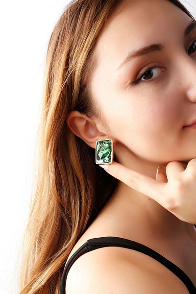 MATYA JEWELERY Matya Gold Color Lacquer Plated Studded Green Stone Model Earrings