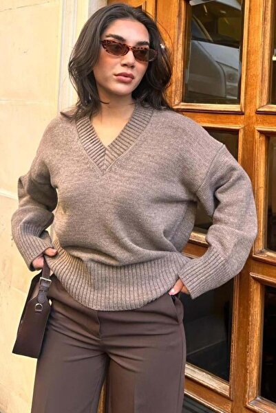 Madmext Дамски пуловер с V-образно деколте от норка, голям размер, MG2149