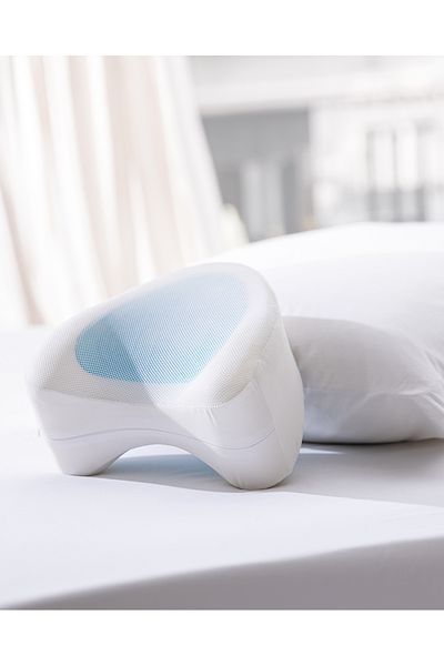 Madame Coco Audrey Functional Pillow - White - 25X15X25 cm