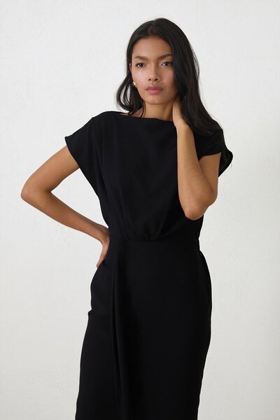 Setre Rochie neagră cu detaliu de legare în talie, cu detaliu de guler, lungime midi, model slim