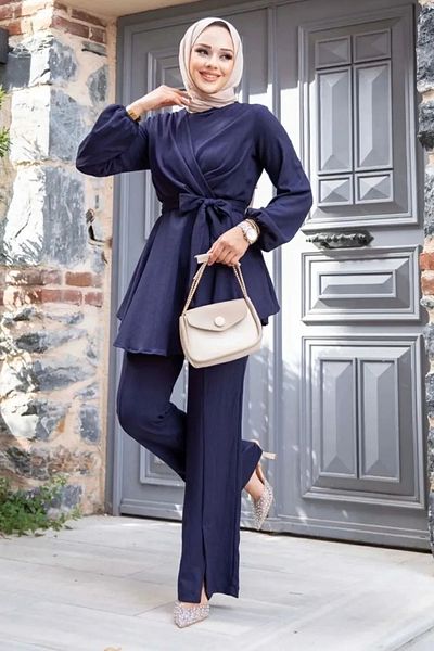 Swana V Cross Suit with Hijab Pants
