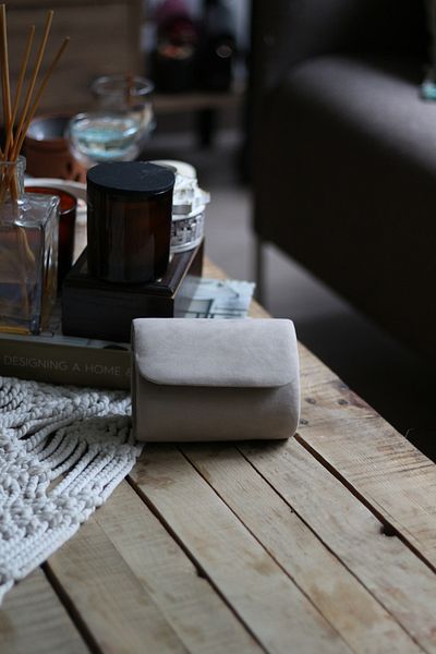 Moom Bag Γυναικεία Μπεζ Suede Mini Portfolio Βραδινή Τσάντα