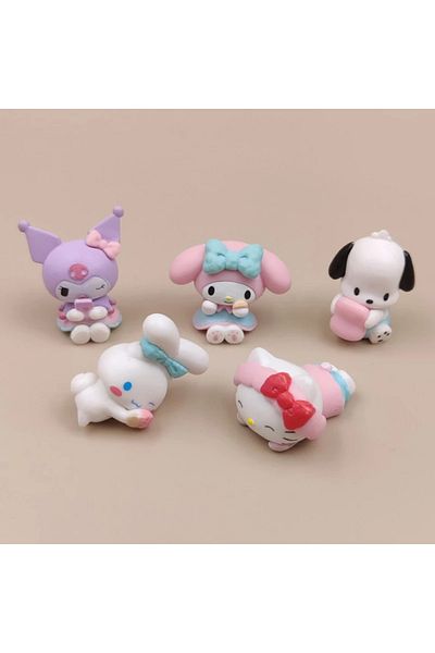 Choice 5pcs 5pcs Anime Figures Kuromi Pochacco Cinnamoroll Melody Doll Desktop Model Car Ornaments