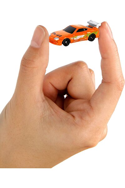 Jada Hızlı ve Öfkeli Araba (Gizemli Paketinde 1 Araba) -Metalden 12 Ayrıntılı Nano Arabadan 1'i (4 cm)