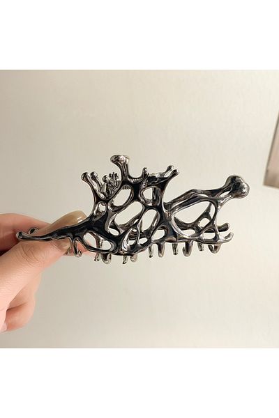 Choice 2 Y2k Geometric Claw Clips Women Large Metal Silver Color Korean Fashion Shark Hair Clips Girls Gra.