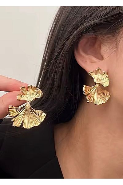 takıtarzım Leaf Gold Women's Import Earrings
