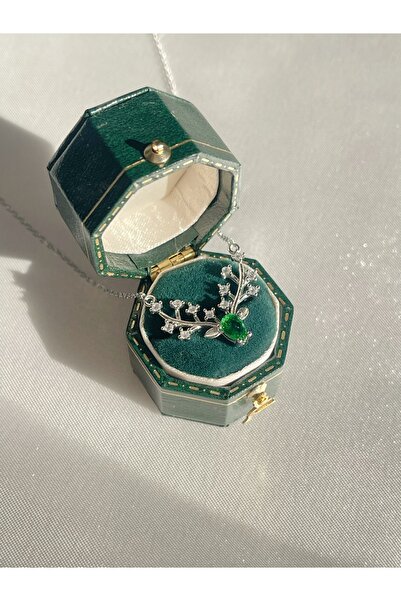 Harlofia Jewelry 925 Ayar Gümüş Yeşil Taşlı Reindeer Ren Geyiği Kolye