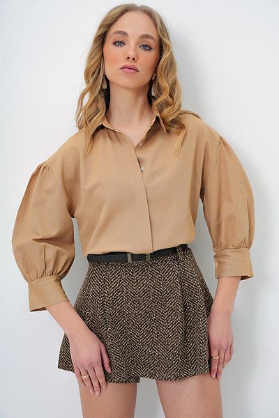 Trend Alaçatı Stili Női sötétbézs ballon ujjú egyszerű poplin ing ALC-X9654