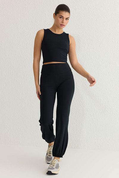 Trendyol Collection Μαύρο βουρτσισμένο μαλακό ύφασμα ανακλαστήρας εμπριμέ αθλητικό πλεκτό φούτερ THMSS25EA00004