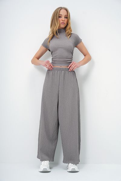Trend Alaçatı Stili Szürke állógallérral drapírozott Crop blúz és széles szárú nadrág szett - ALC-X13411