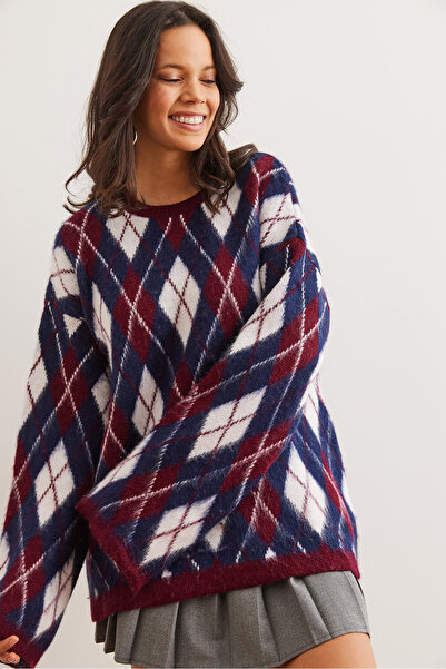 Olalook Women's Burgundy Diamond Patterned Raised Oversize Knitwear Sweater Kzk- 19000955