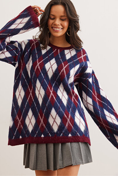 Olalook Women's Burgundy Diamond Patterned Raised Oversize Knitwear Sweater Kzk- 19000955