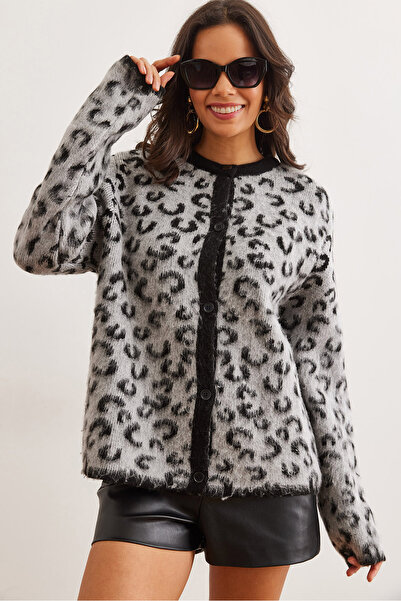 Olalook Women's Gray Buttoned Raised Loose Leopard Cardigan Hrk- 19000333
