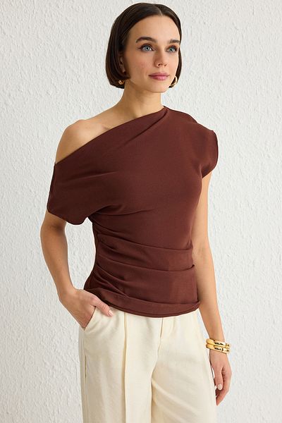 Trendyol Collection Καφέ υφαντή μπλούζα με λαιμόκοψη TWOSS24BZ00353