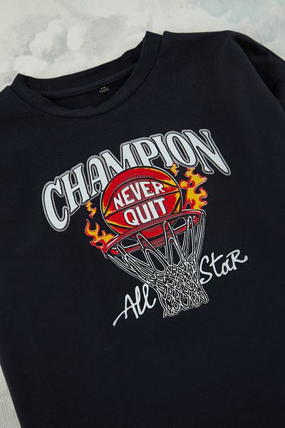 TRENDYOLKIDS Πλεκτό μπλουζάκι Navy Blue με στάμπα TKDSS25TS00031