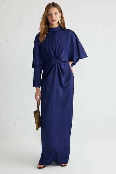 Trendyol Modest Námořnická modrá Stříbrné saténové tkané večerní šaty Tctss25Db00003