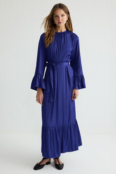 Trendyol Modest Tmavě modré saténové tkané večerní šaty Tctss25Db00004