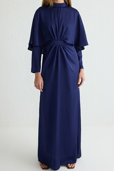 Trendyol Modest Námořnická modrá Stříbrné saténové tkané večerní šaty Tctss25Db00003