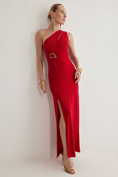 Trendyol Collection Rotes, körpernahes, ungefüttertes, gestricktes, langes, stilvolles Abendkleid und Abschlusskleid TPRSS25AE00016