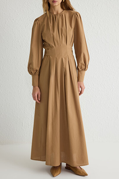 Trendyol Modest Camel 100% βαμβακερό πλισέ υφαντό φόρεμα TCTSS25EB00001