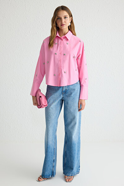 Trendyol Modest Λεπτομερές υφαντό πουκάμισο με ροζ πέτρα TCTSS25TG00007