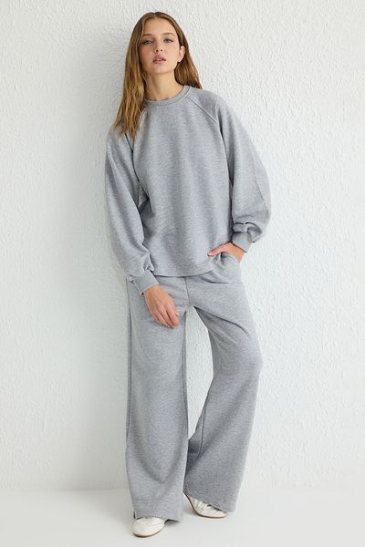 Trendyol Modest Graues Glitzer-Unterteil-Oberteil-Set TCTSS25EN00002