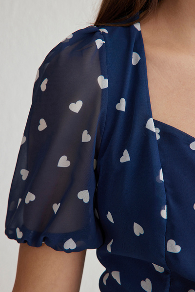 Trendyol Collection Dark Navy Sweetheart Print Mini tkané šaty s šifonovou podšívkou Twoss22El2168