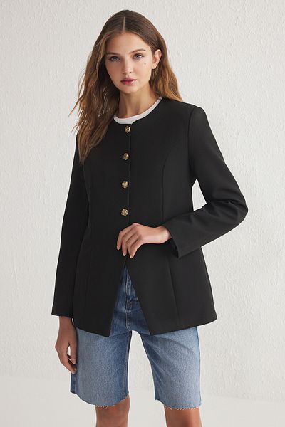 Trendyol Collection Schwarze, gepolsterte, gewebte Tweed-Blazerjacke mit Rundhalsausschnitt TWOSS25BC00008