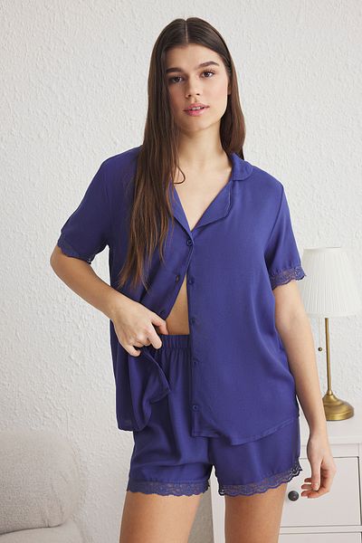 Trendyol Collection Set de pijamale din dantelă simplă Indigo THMSS24PT00181