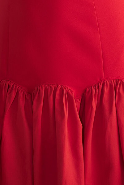 Trendyol Collection Piros derékra nyíló szőtt ruha TPRSS25EL00139