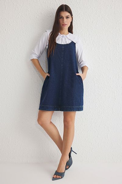 Trendyol Collection Μίνι τζιν φόρεμα σκούρο μπλε λουράκι TWOSS25EL00005