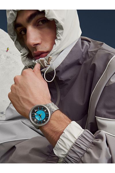 Swatch Men's Wristwatch SB07S116G - Stylish and Functional Design