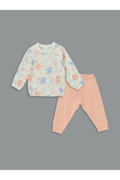 LC Waikiki LCW Baby Girl Crew nyakú, nyomott pulóver és melegítőnadrág szett - hosszú ujjú 2db-os szett