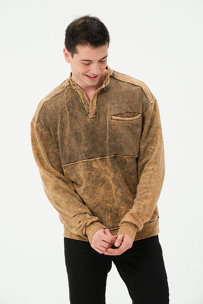 Owut Collection Мъжки кафяв суитшърт с поло яка и избелял ефект