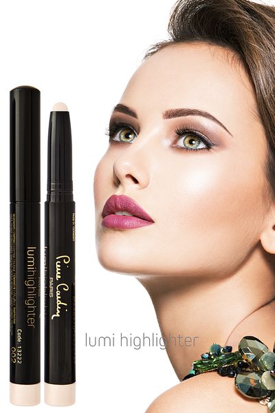 Pierre Cardin Lumihighlighter Illuminating Stick - Light