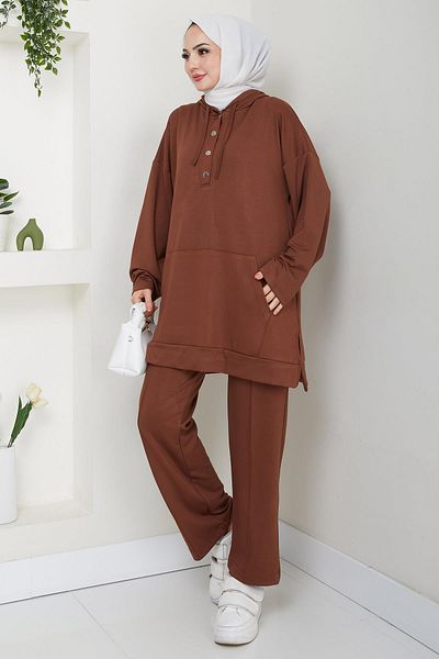 hafsamina Кафяв костюм от две части - с качулка и закопчаване HM2646