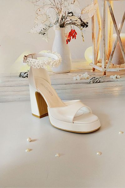 Modavien Women's 10 cm Platform White Pearl Bridal Shoes
