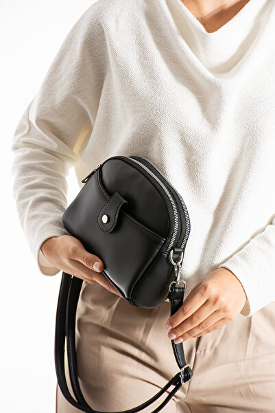 Morpelikan Women's Faux Leather Adjustable Cross Strap 4 Compartment Magnet Buckle Detailed Black Shoulder Bag