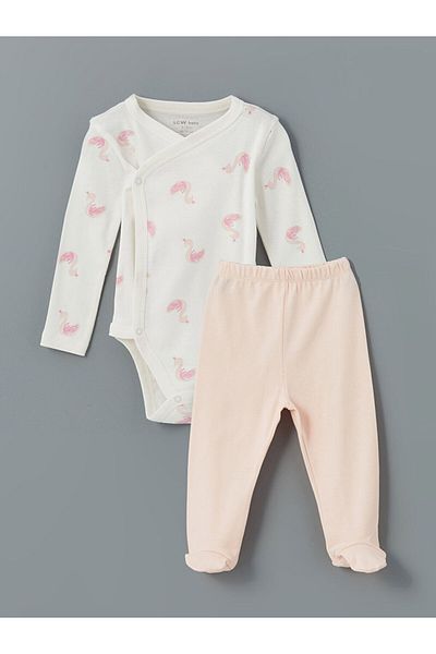 LC Waikiki Lcw Baby V-Neck Printed Baby Girl Hospital Discharge Set