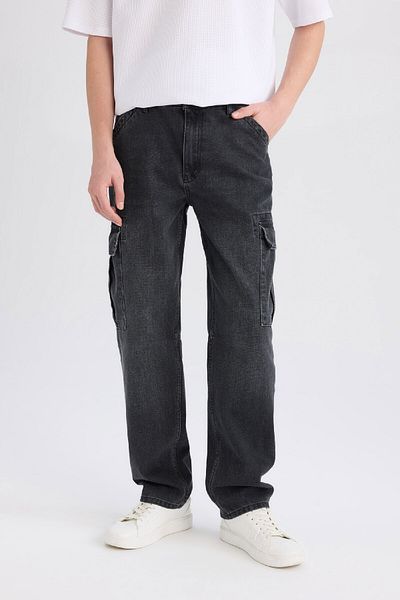DeFacto Relax-Fit-Jeanshose mit weitem Bein und Cargotaschen E6694AX25SP
