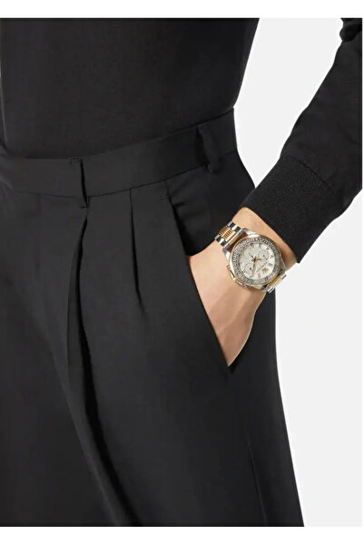 Versace Vrscve3j00522 Men's Wristwatch