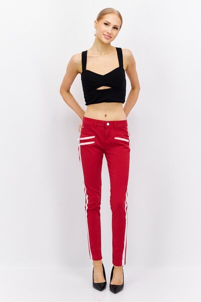 Guess Women Skinny Mid Rise Stretchable Denim, Red
