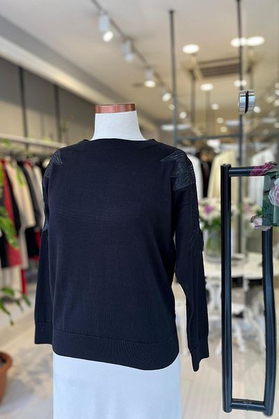 Unıquemode UW 251015   TRICO CU MÂNER UNIC CU DETALII DE BRODAT